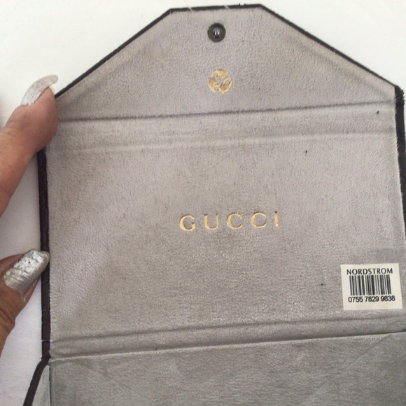 GUCCI BROWN MONOGRAM LEATHER GLASSES CASE - Picture 7 of 16